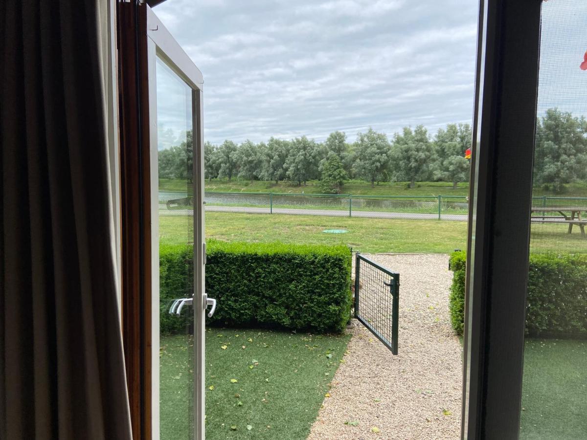 Chalet Eau Vive Maaseik Dış mekan fotoğraf
